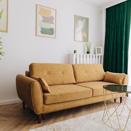 Tulip Apartment Oradea Εξωτερικό φωτογραφία