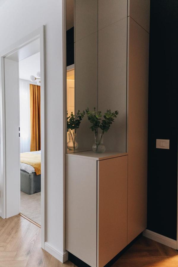 Tulip Apartment Oradea Εξωτερικό φωτογραφία