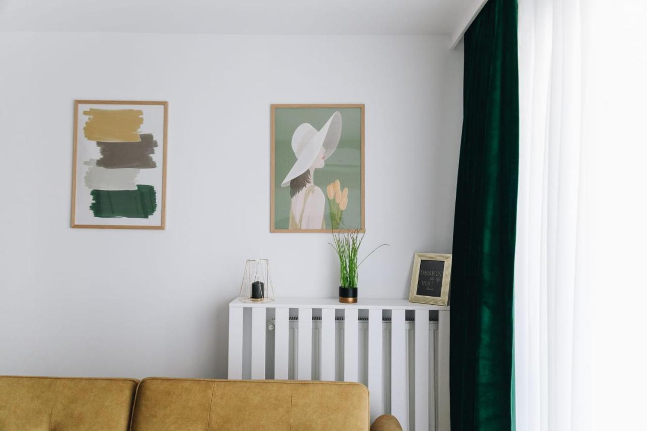 Tulip Apartment Oradea Εξωτερικό φωτογραφία