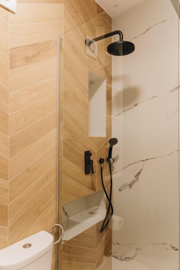 Tulip Apartment Oradea Εξωτερικό φωτογραφία