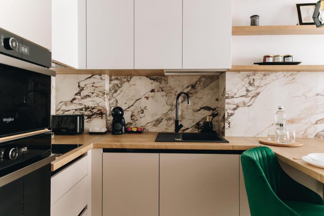 Tulip Apartment Oradea Εξωτερικό φωτογραφία