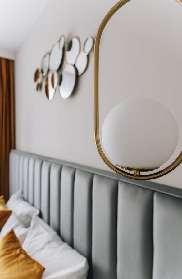 Tulip Apartment Oradea Εξωτερικό φωτογραφία