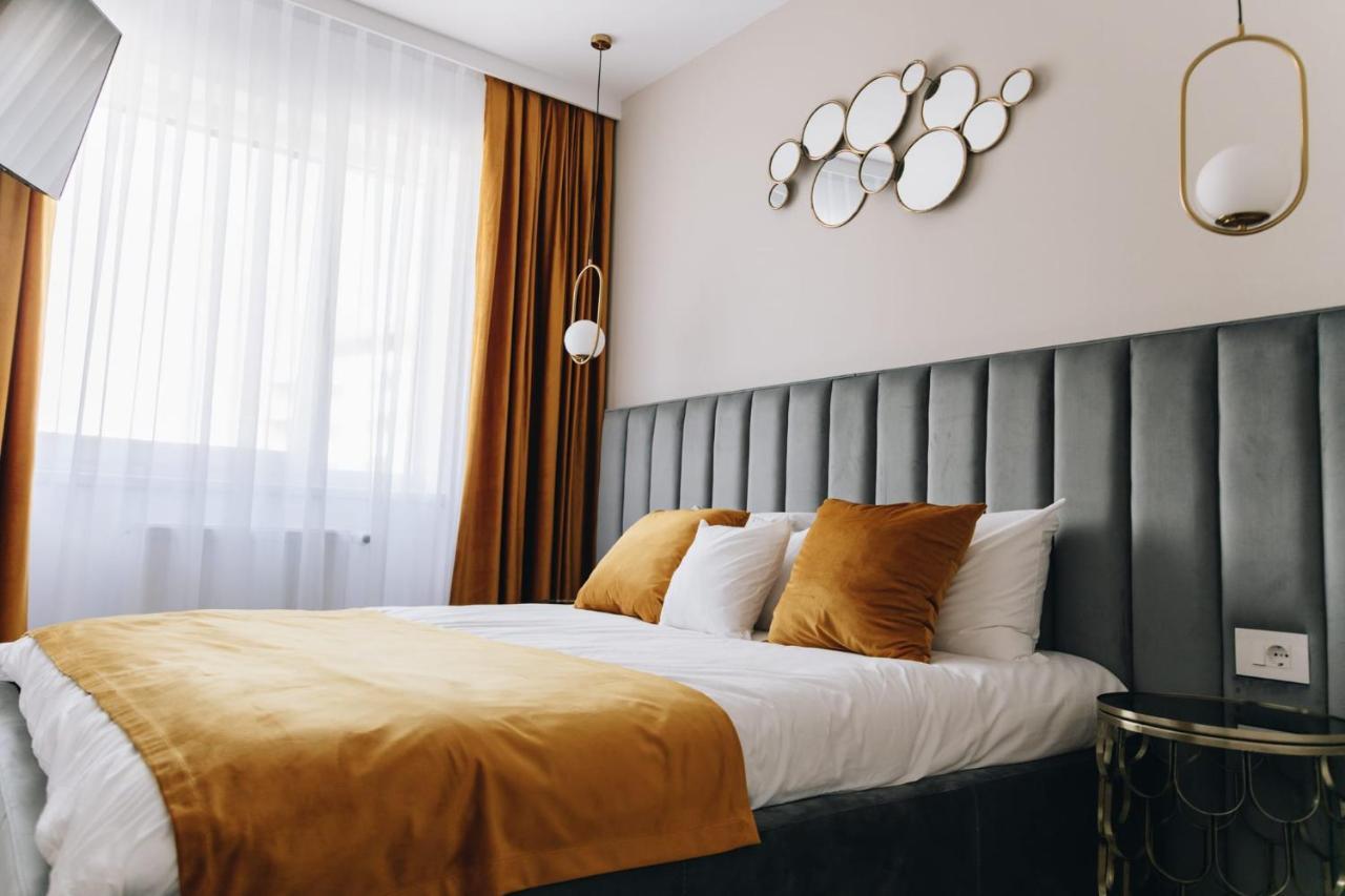 Tulip Apartment Oradea Εξωτερικό φωτογραφία